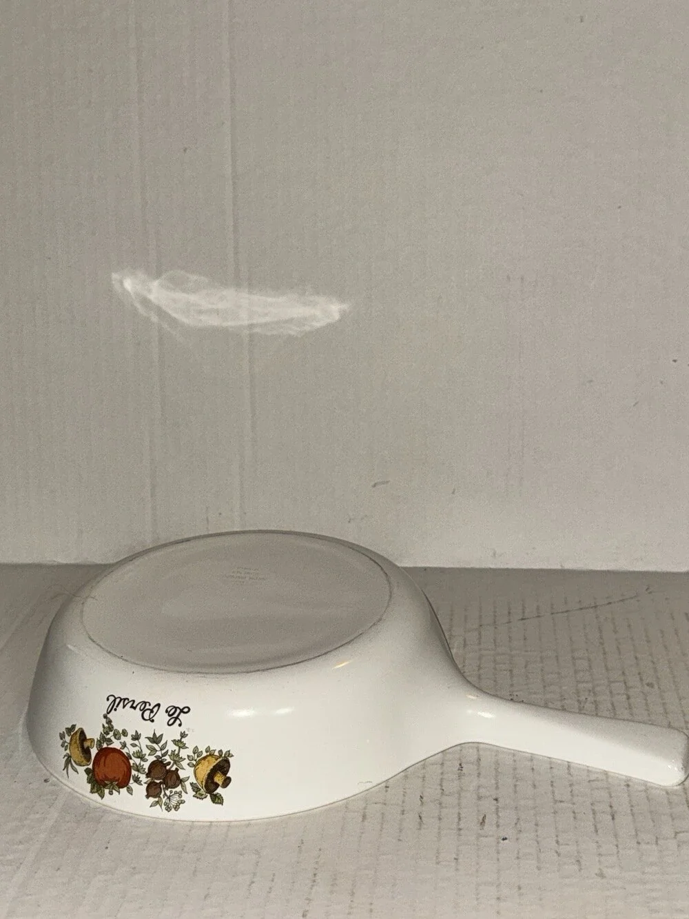 N/A vintage corningware